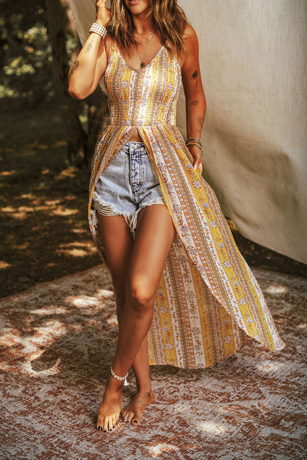 Sun-Kissed Duster – Maxi-Top mit Flower-Spirit